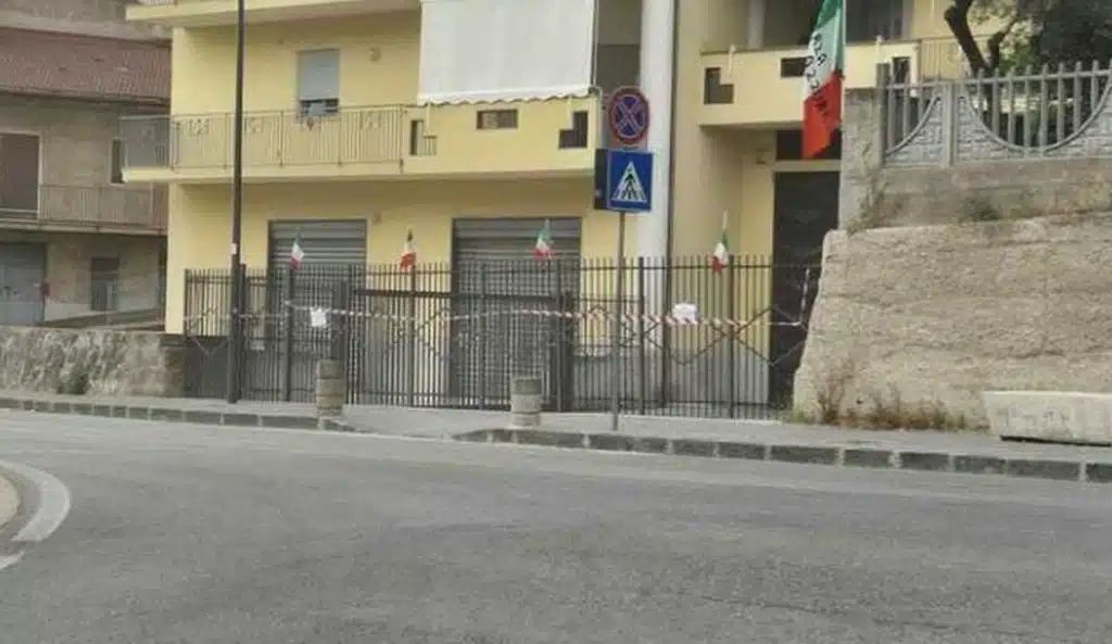 autolavaggio abusivo eboli sequestro
