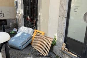salerno abbandono rifiuti controlli salerno pulita polizia municipale multe
