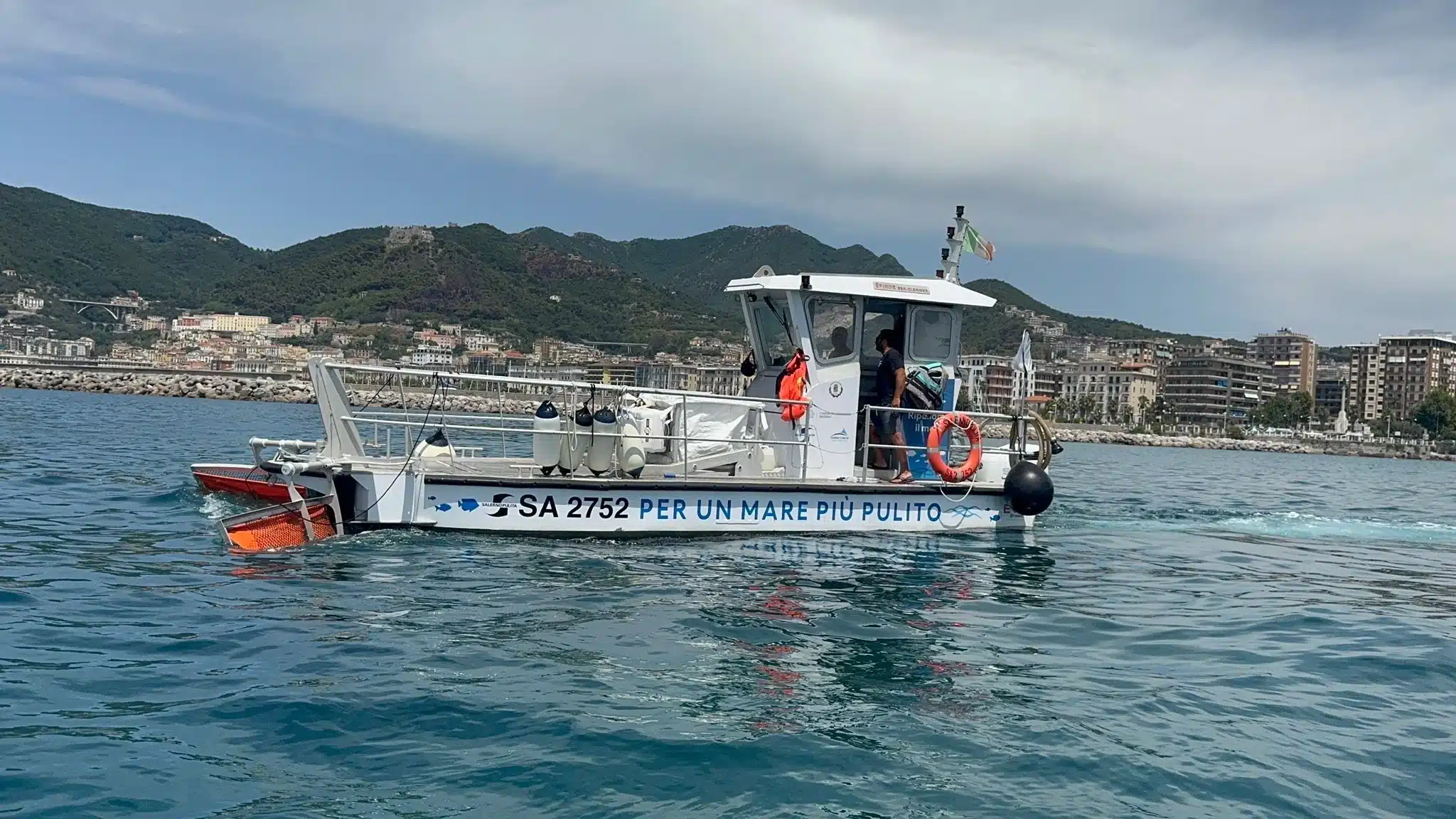 spazzamare salerno bilancio primo mese attività