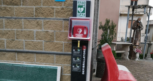 Domicella arresto cardiaco defibrillatore