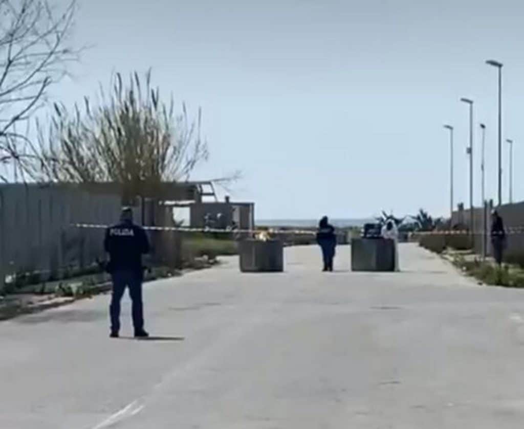 Salerno, rifiuti abbandonati su terreno privato a Capitolo San Matteo: ordinanza del sindaco per la bonifica entro 30 giorni