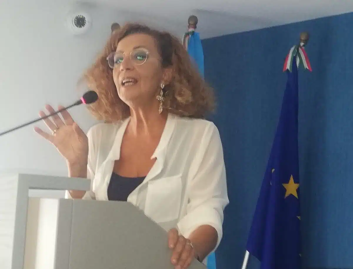 ferie ferragosto Feneal Uil Salerno