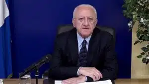 diretta social vincenzo de luca 4 luglio