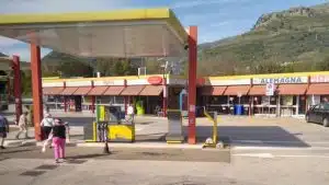 perdifumo ictus autostrada salvato polstrada eboli