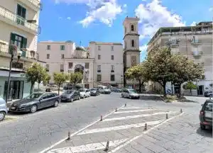 ragazzo preso bottigliate eboli