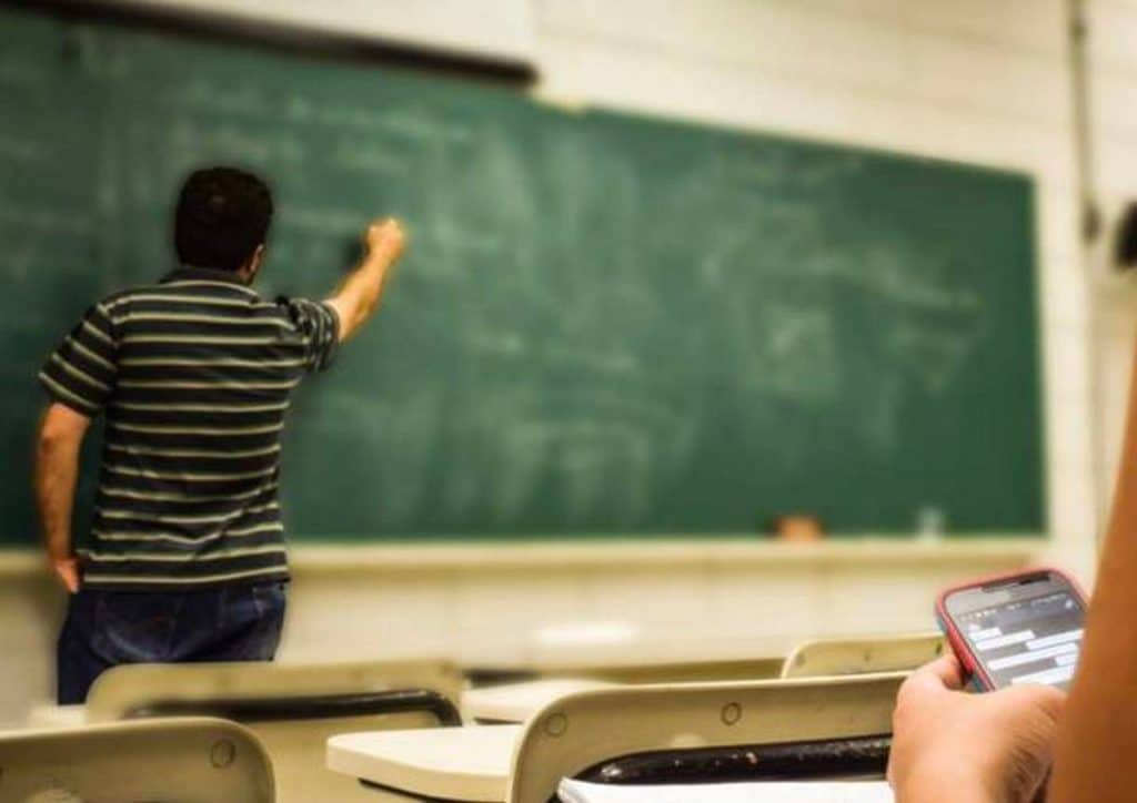 salerno docenti assunti tempo indeterminato