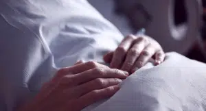 aborto Ruggi salerno gravi condizioni