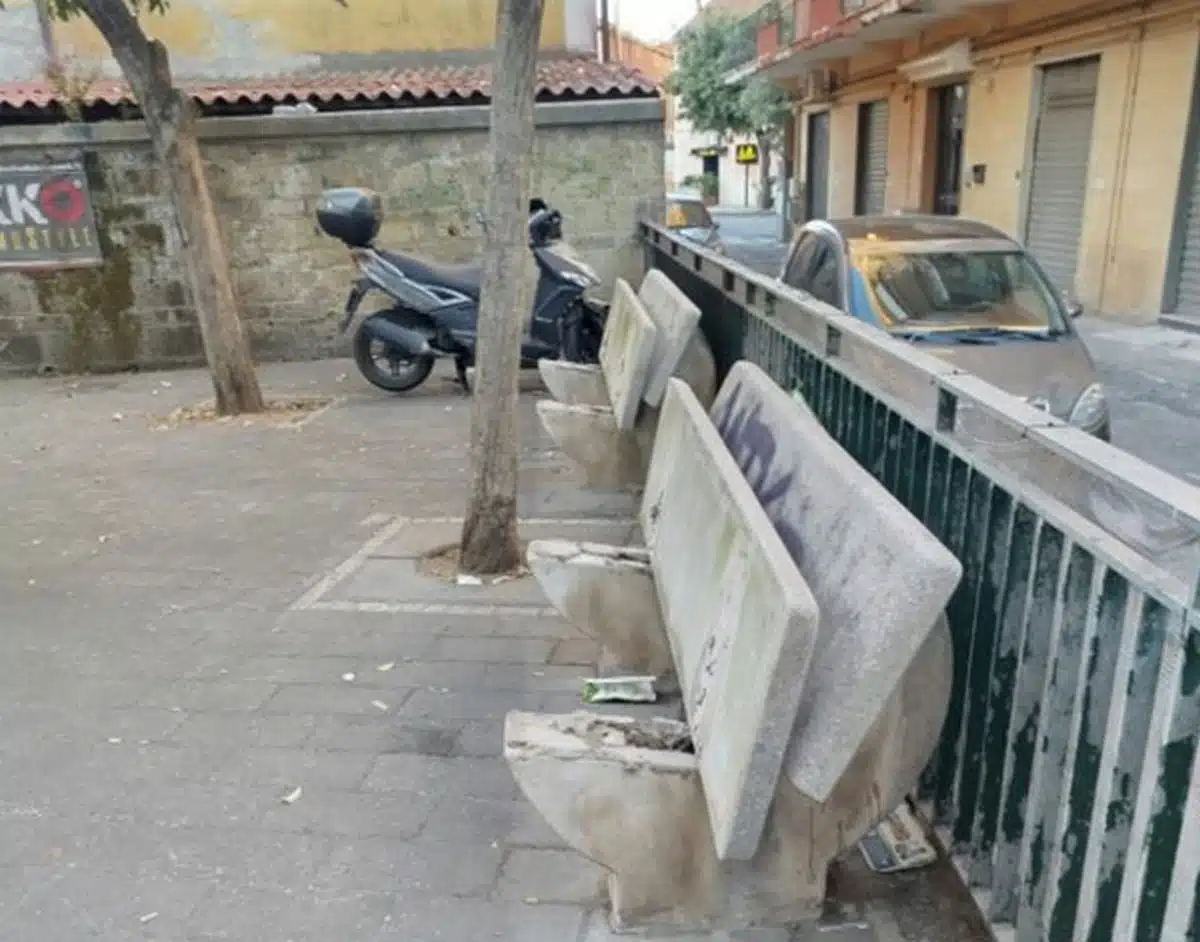 panchine senzatetto salerno