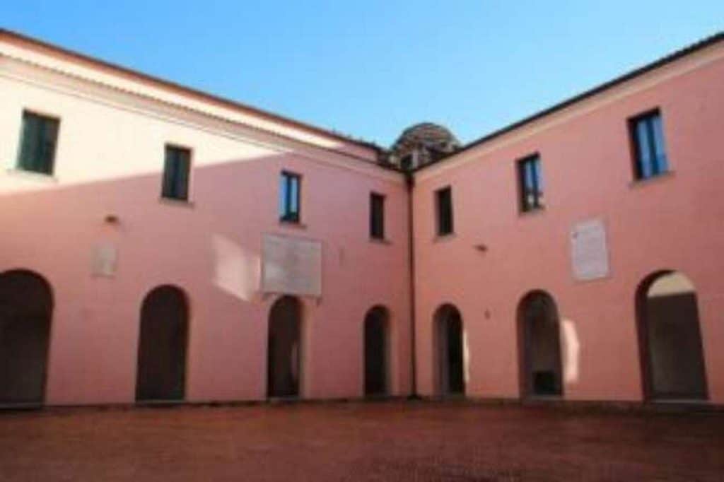 vallo lucania laboratorio reginae