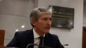 carenza sanitari campania pellegrino