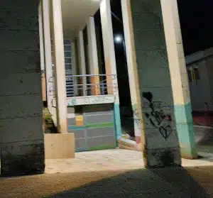 ragazzo punto siringa salerno illuminazione matierno