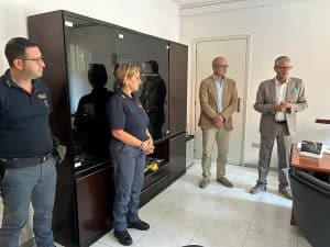 Il Questore di Salerno in visita al Commissariato di Sarno: incontro operativo e saluto al nuovo dirigente