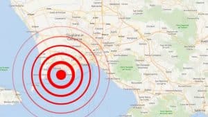 Terremoto ai Campi Flegrei: scossa di magnitudo 4 avvertita in tutta Napoli, paura ma nessun danno