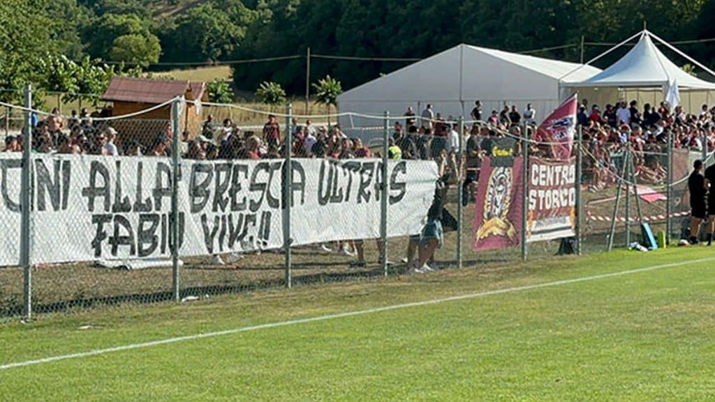 salernitana tifosi rivolta cascia