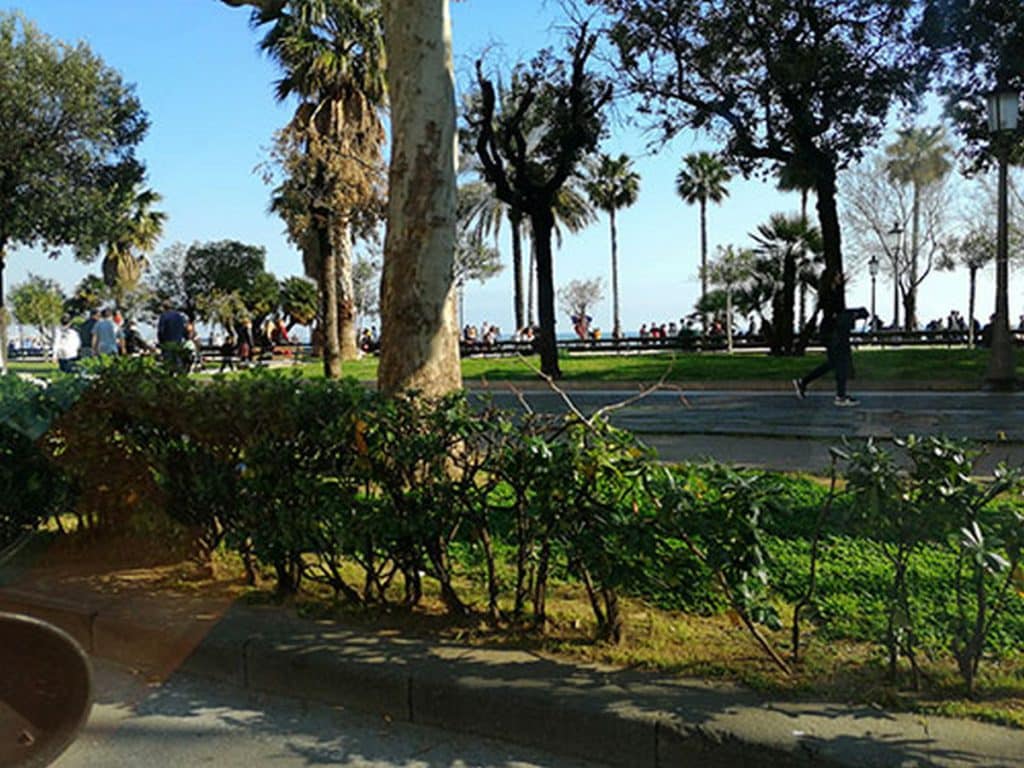 lungomare salerno piazza spaccio denuncia cammarota