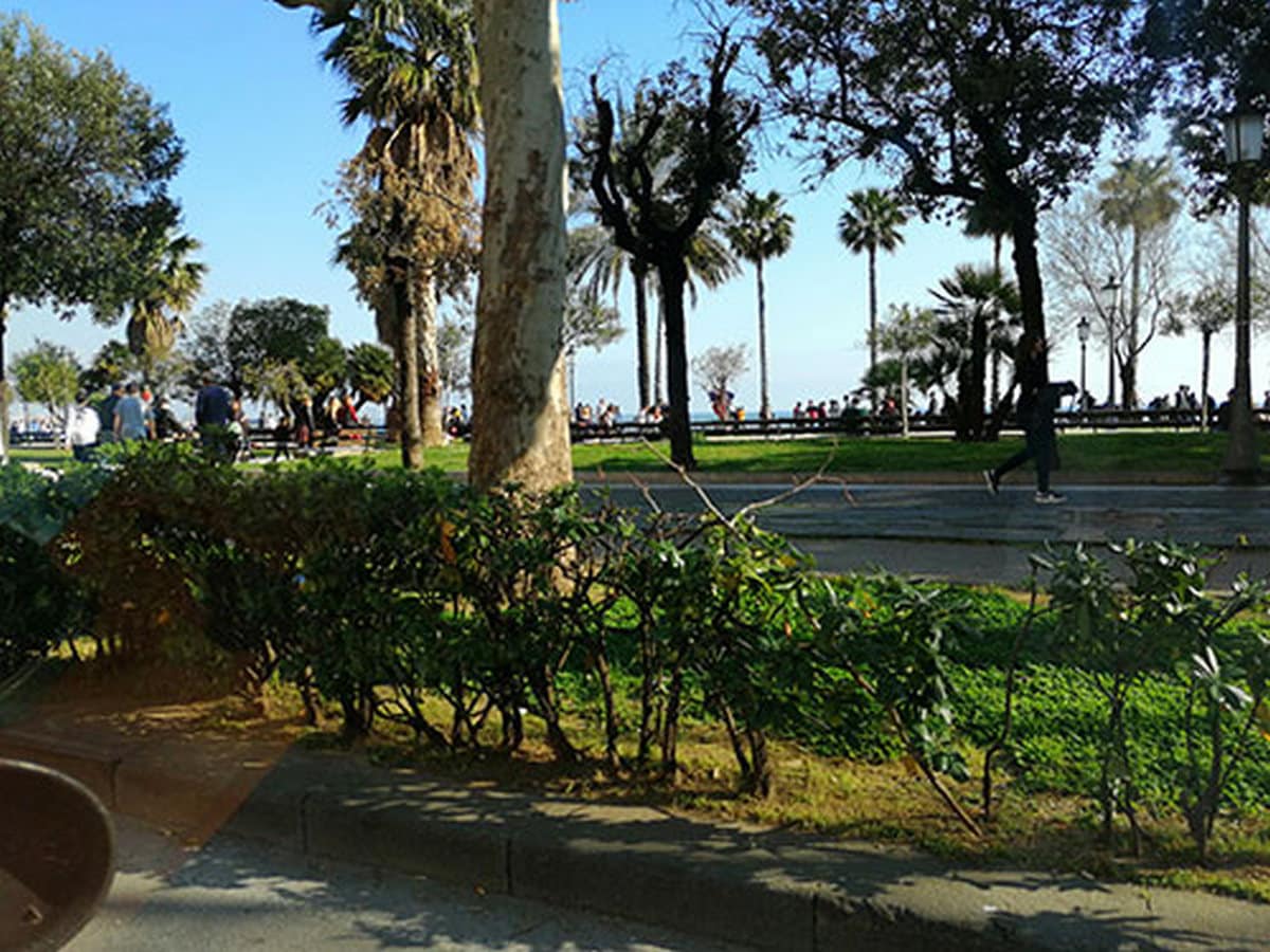 lungomare salerno piazza spaccio denuncia cammarota