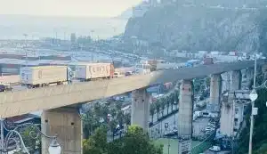 traffico porto salerno