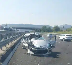 Incidente lungo l’A2 del Mediterraneo: auto tampona tir, traffico rallentato tra Montecorvino e Pontecagnano