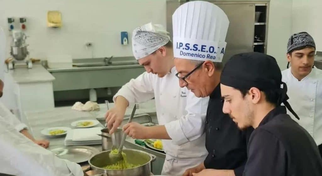 provincia salerno iscritti istituti tecnici professionali