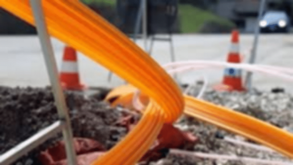polla lavori fibra ottica sensi unici divieti sosta