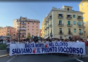 Corteo ospedale Agropoli 8 agosto
