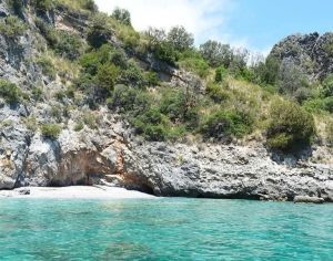 scario doppio intervento dolori anziano bambino