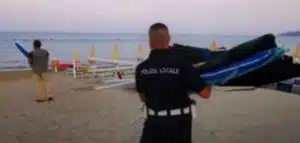 ascea sequestri ombrelloni 3 agosto