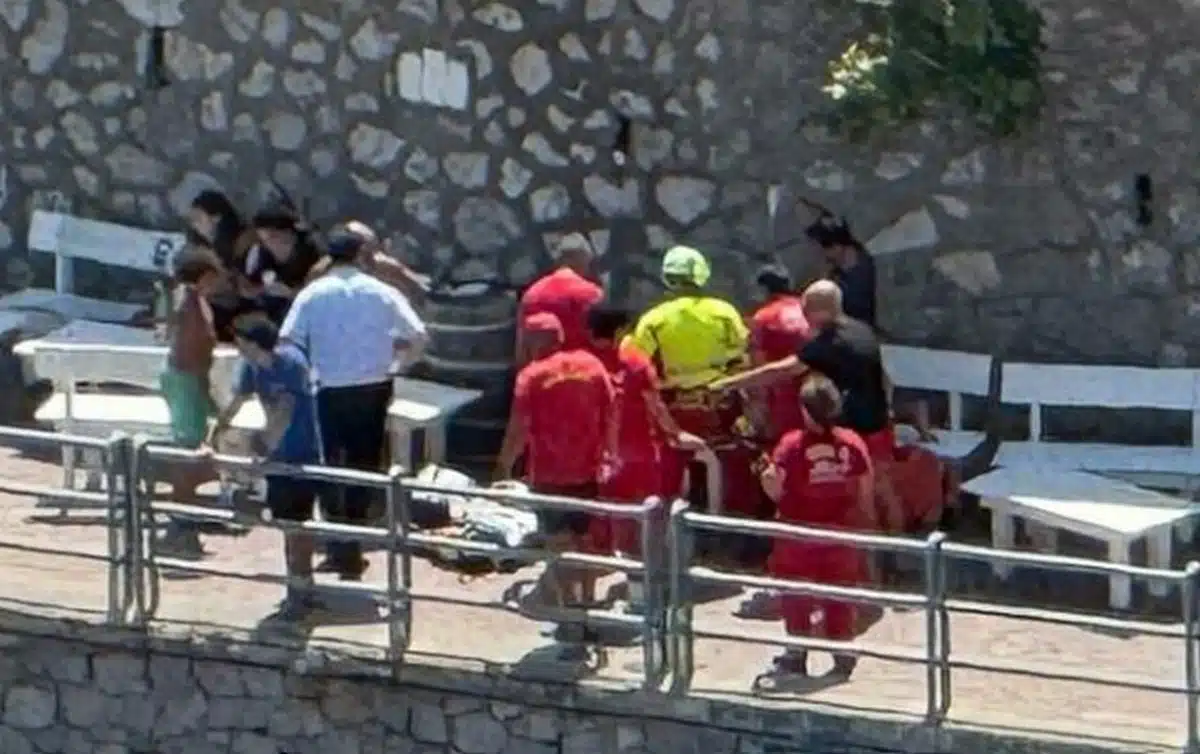 bimbo annegamento erchie fuori pericolo sindaco maiori