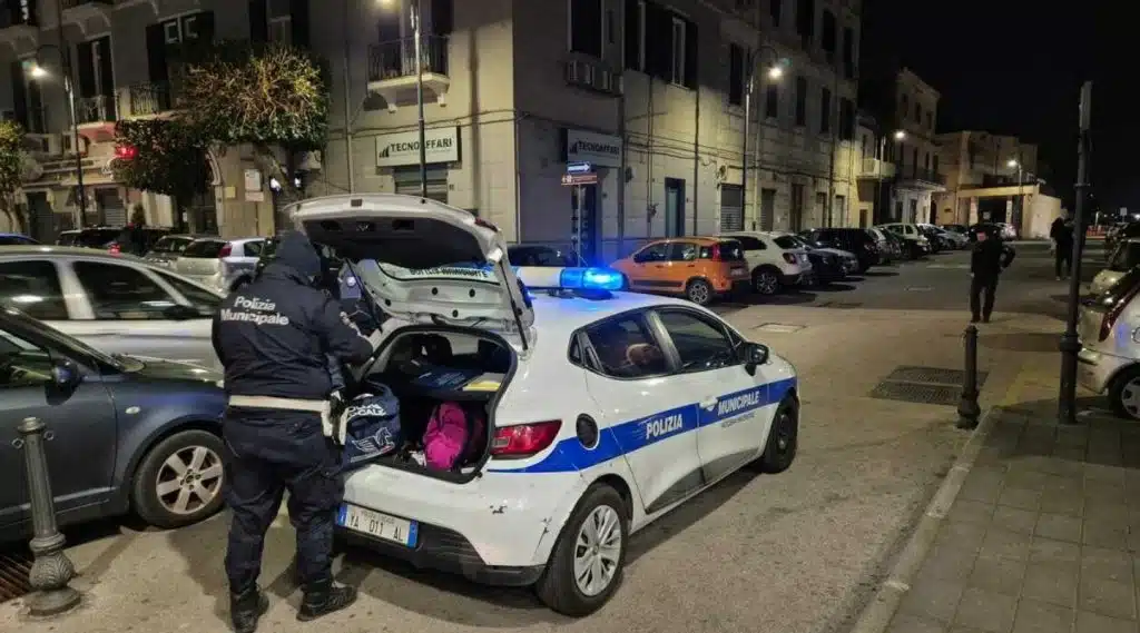 nocera inferiore parcheggiatori abusivi allarme