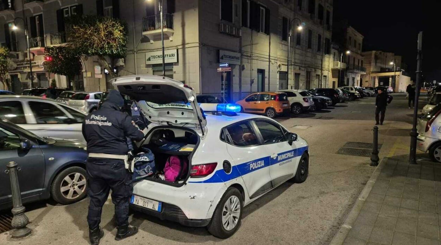 nocera inferiore parcheggiatori abusivi allarme