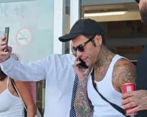Fedez aeroporto salerno 28 agosto