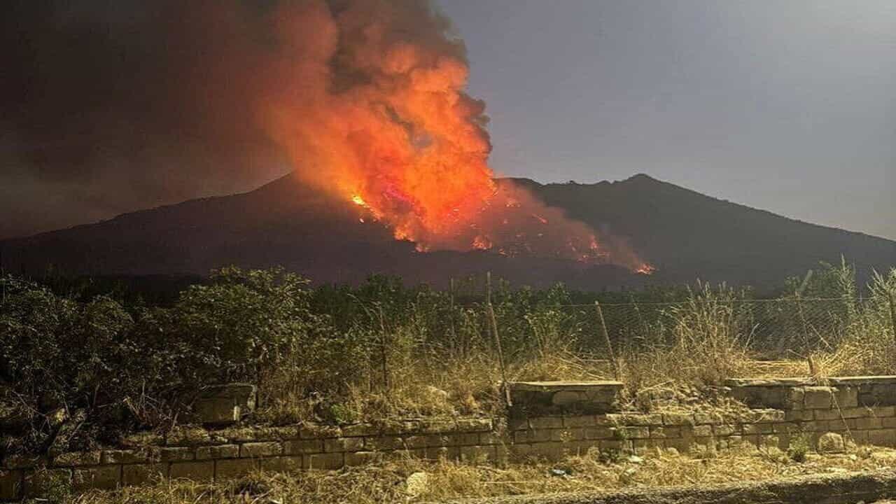 incendi vesuvio accolta proposta mobilitazione nazionale de luca