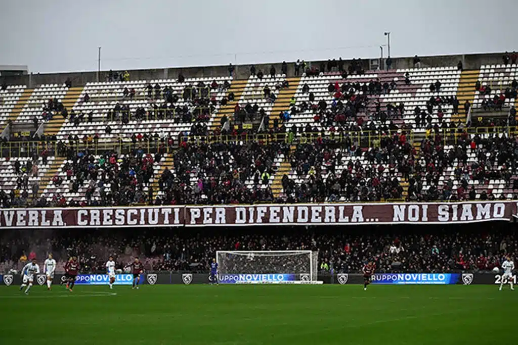salerno-atalanta U23 protesta curva sud assenza