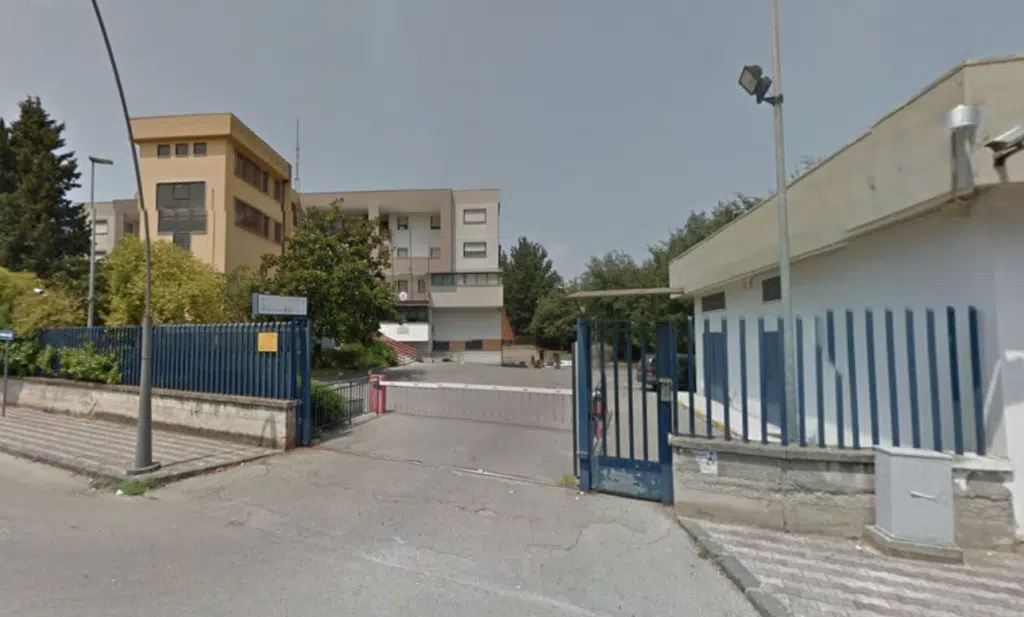 Divieto di sosta in via rosa Jemma a Battipaglia