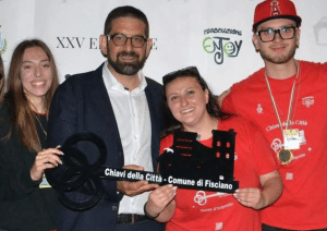 Fisciano violenza villa scuse penta
