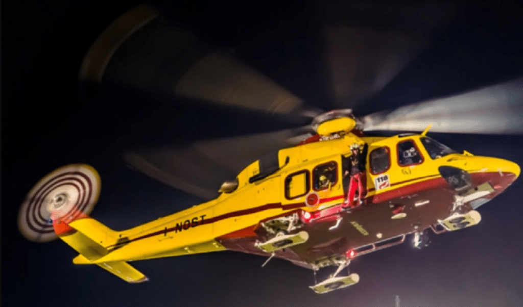 Montecorice turista incastrata scogli