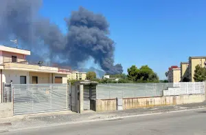 incendio Angri Scafati