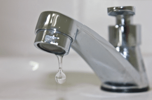 Eboli cali pressione rete idrica
