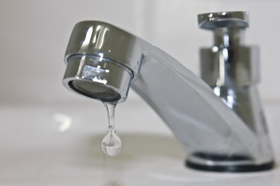 Eboli cali pressione rete idrica