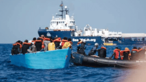 Sea-Watch salerno migranti