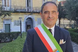 Scafati demolizione impianto telefonia