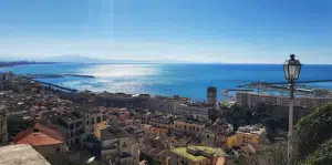 Salerno crisi sociale economica
