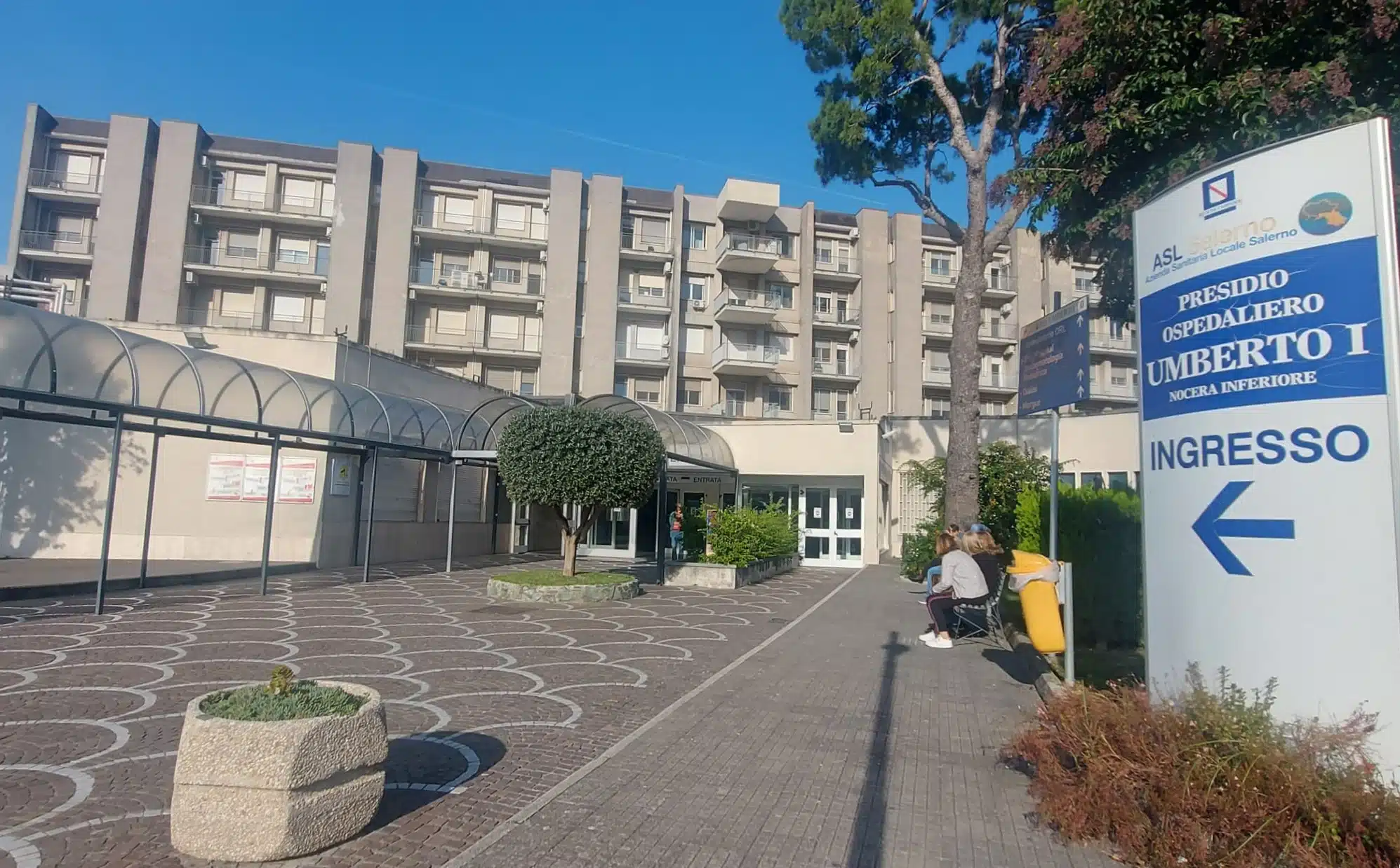 nocera inferiore poliziotto pensione infarto salvato umberto i