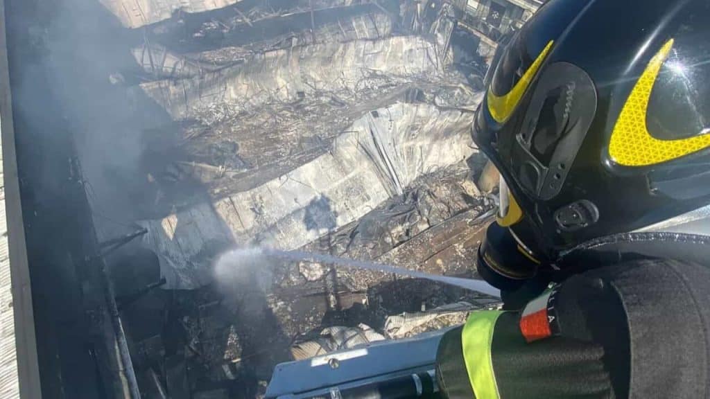 battipaglia incendio qualità aria