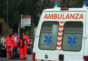 marano ragazza precipitata balcone