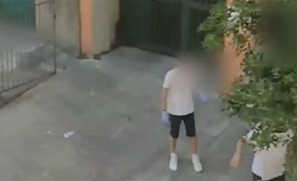 anziano minacciato salerno cosa è successo 9 agosto