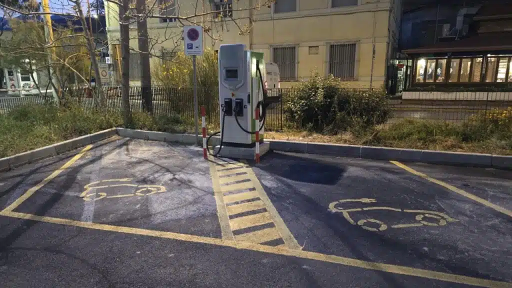 colonnine elettriche Salerno