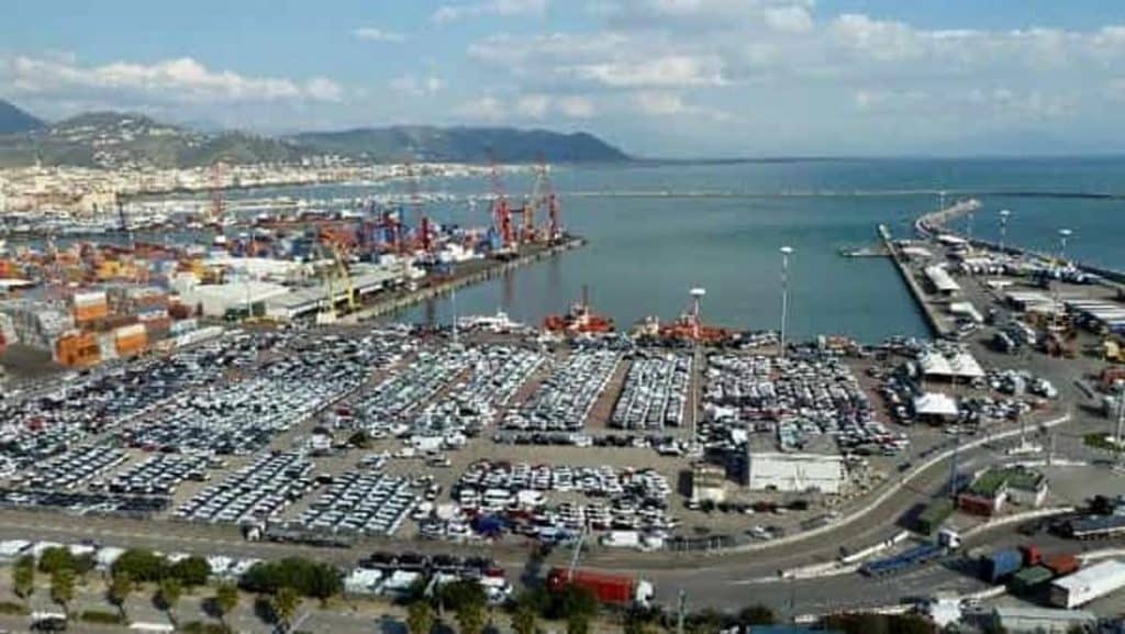 autorità portuale salerno napoli nomina cuccaro polemiche