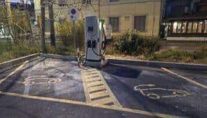 salerno colonnine ricarica elettrica fuori uso avella chiede chiarimenti