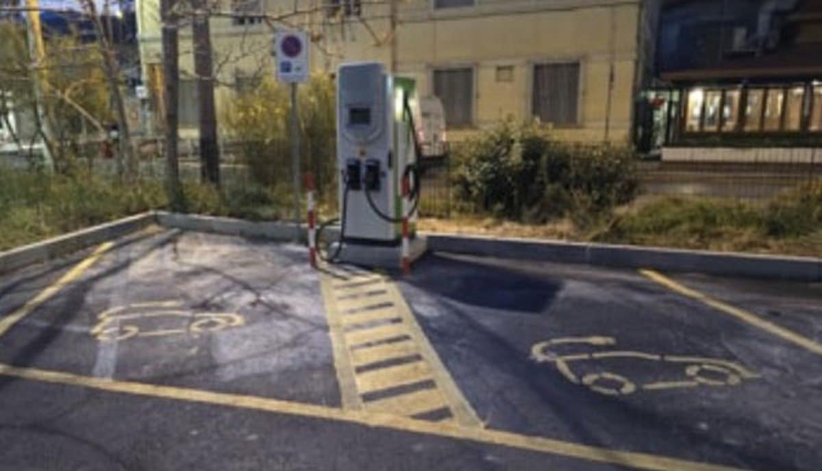 salerno colonnine ricarica elettrica fuori uso avella chiede chiarimenti